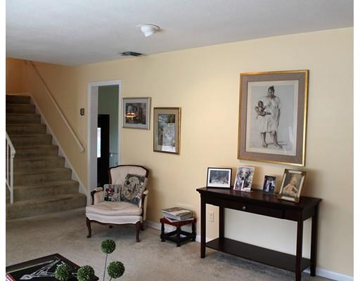 7 Gerald Rd, Marblehead, MA 01945 photo 4