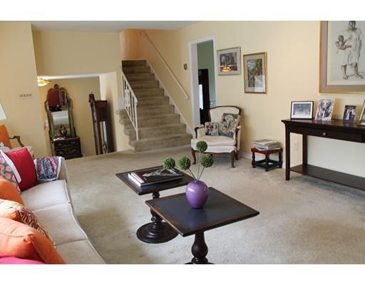 7 Gerald Rd, Marblehead, MA 01945 photo 5