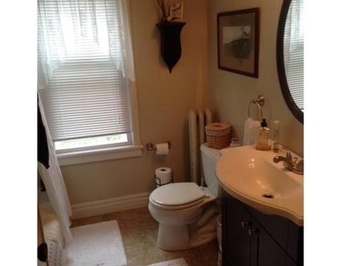 33 Sylvan St, Springfield, MA 01108 photo 11