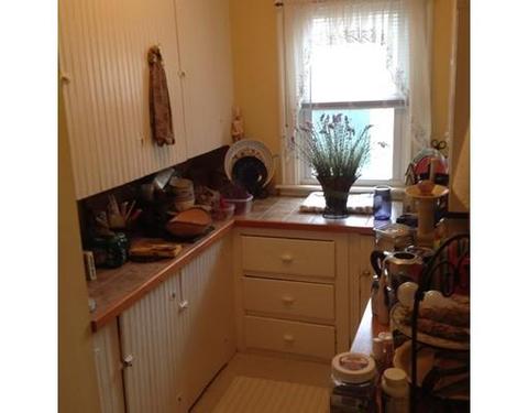 33 Sylvan St, Springfield, MA 01108 photo 3
