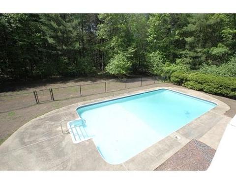6 Lantern Ln, North Reading, MA 01864 photo 4