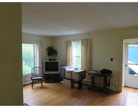 11 Barker, Danvers, MA 01923 photo 4