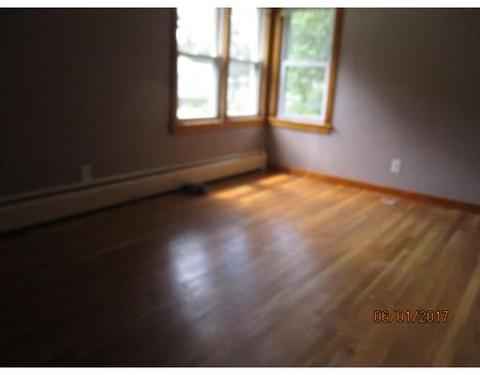 86 Forest Ave, Athol, MA 01331 photo 3