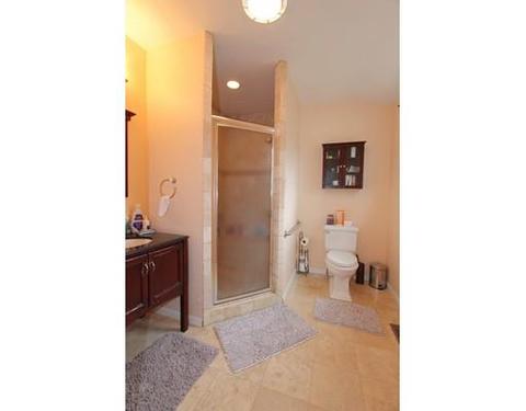 9 Falcon St, Worcester, MA 01603 photo 9