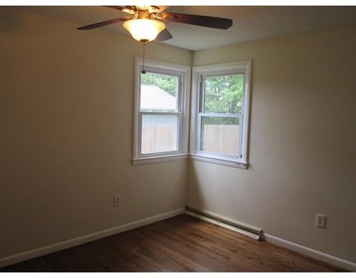 128 Gill St, Chicopee, MA 01013 photo 6