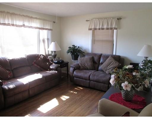 128 Gill St, Chicopee, MA 01013 photo 3
