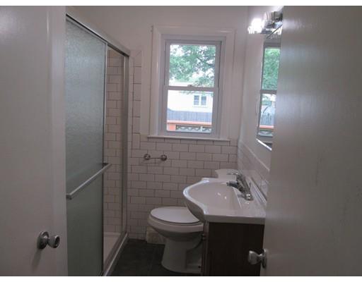 128 Gill St, Chicopee, MA 01013 photo 8