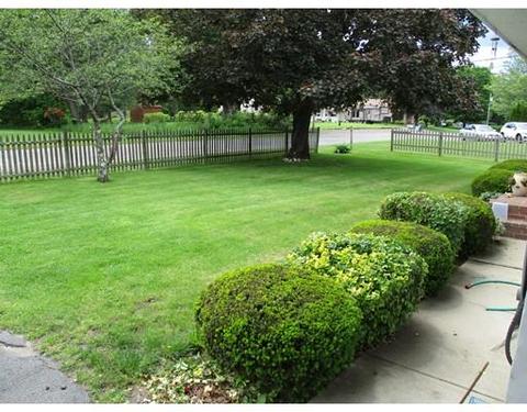 57 Highland Ave, Easthampton, MA 01027 photo 3
