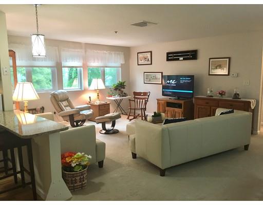 36 Dunham Rd #202, Beverly, MA 01915 photo 3