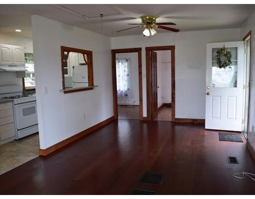 23 Howard St, Wareham, MA 02571 photo 3