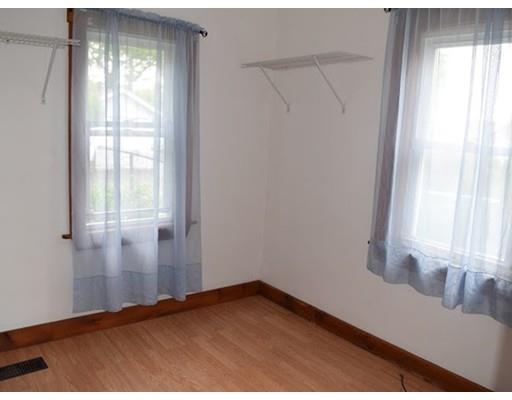 23 Howard St, Wareham, MA 02571 photo 4