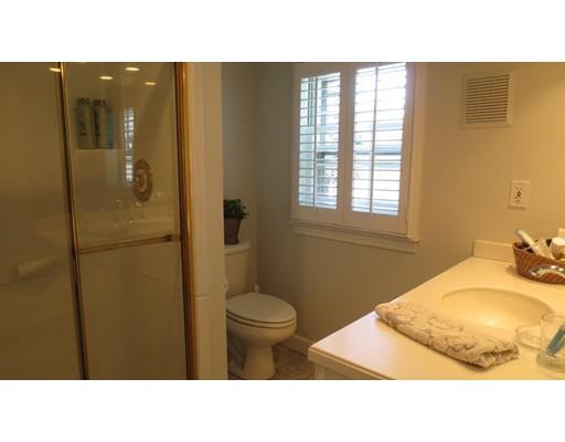 102 Elm St, Marblehead, MA 01945 photo 12