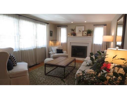 102 Elm St, Marblehead, MA 01945 photo 2