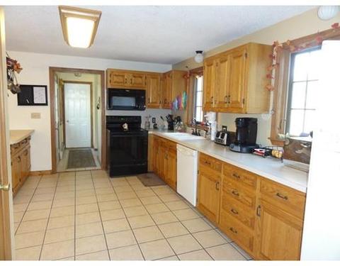 13 Howe Dr, Lyndeborough, NH 03082 photo 3