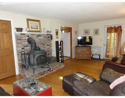 13 Howe Dr, Lyndeborough, NH 03082 photo 7