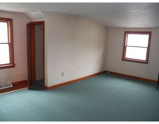 38 Granger Pl, West Springfield, MA 01089 photo 13