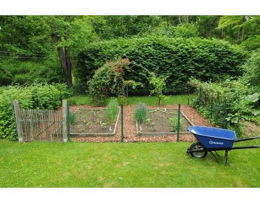 67 Spaulding St, Amherst, MA 01002 photo 29