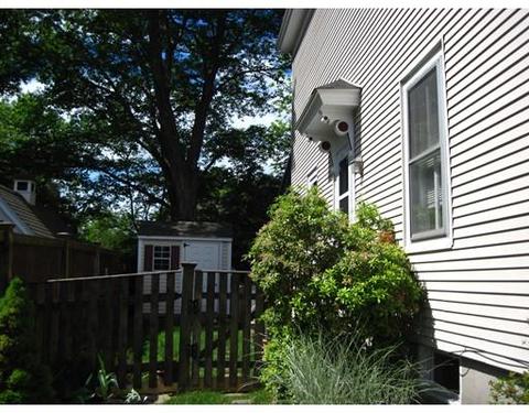 13 Summit St, Maynard, MA 01754 photo 3