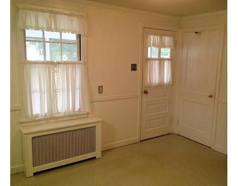 54 Brighton, Springfield, MA 01118 photo 4
