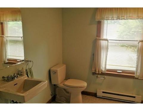 54 Brighton, Springfield, MA 01118 photo 16