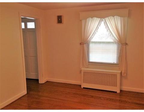 54 Brighton, Springfield, MA 01118 photo 9