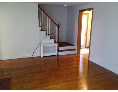 54 Brighton, Springfield, MA 01118 photo 8