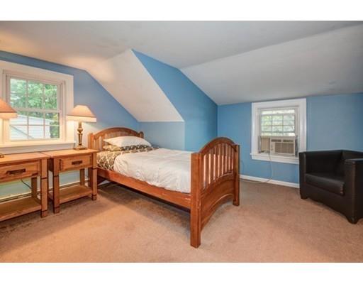 33 Fenwick St, Framingham, MA 01701 photo 17