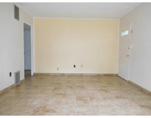 67 Cuff Ave, Springfield, MA 01104 photo 8