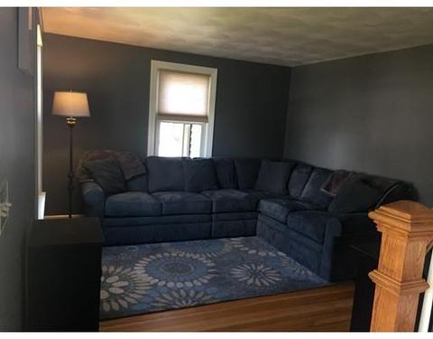 12 Spence St, Chicopee, MA 01020 photo 2