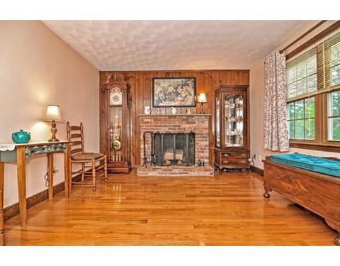 21 Pine St, Walpole, MA 02081 photo 11