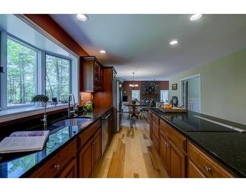 31 Hawthorne Rd, Windham, NH 03087 photo 15