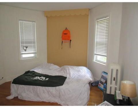 142 Commonwealth Ave, Worcester, MA 01604 photo 16