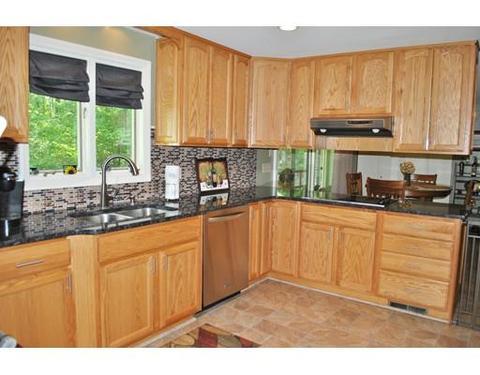 10 Apache Rd, Nashua, NH 03063 photo 13
