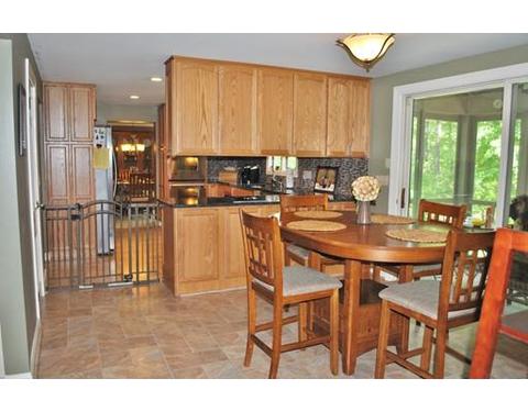 10 Apache Rd, Nashua, NH 03063 photo 12