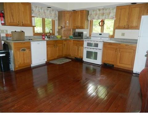 19 Elmwood St, Wareham, MA 02571 photo 7