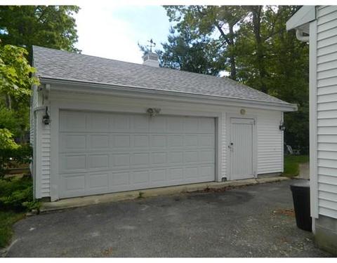 19 Elmwood St, Wareham, MA 02571 photo 2