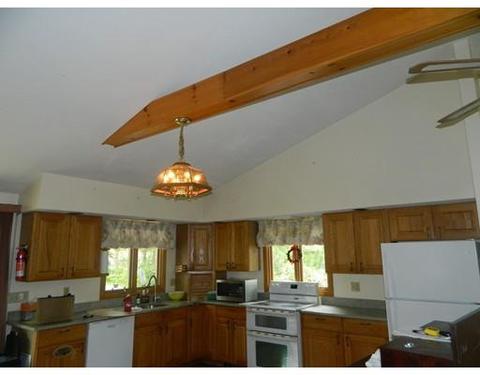 19 Elmwood St, Wareham, MA 02571 photo 8