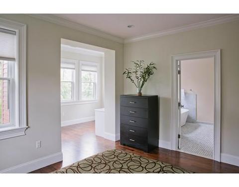 25 Euston St #3, Brookline, MA 02446 photo 9