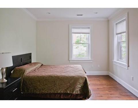 25 Euston St #3, Brookline, MA 02446 photo 8