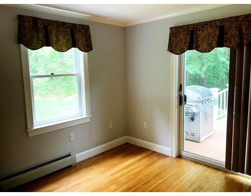 9 Berkeley St, Pelham, NH 03076 photo 4