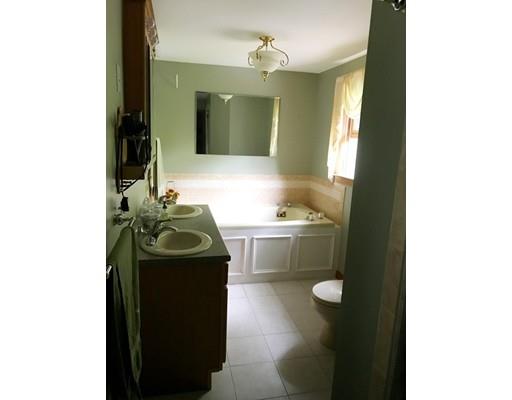 9 Berkeley St, Pelham, NH 03076 photo 13