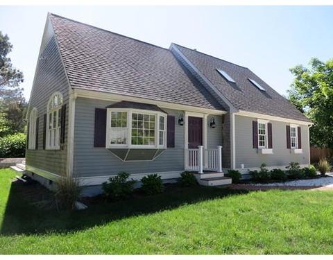 68 Smith St, West Harwich, MA 02671 photo 1