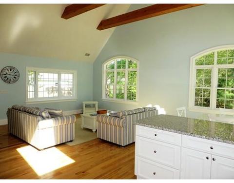 68 Smith St, West Harwich, MA 02671 photo 5