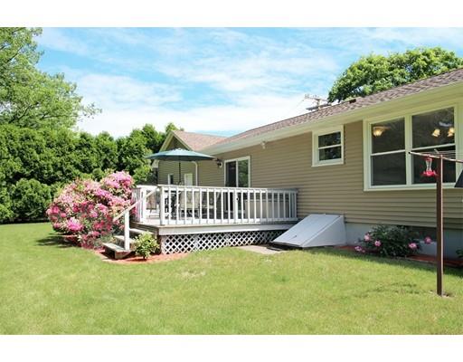 36 Loomis Dr, Chicopee, MA 01020 photo 22