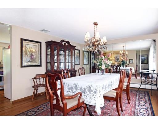 36 Loomis Dr, Chicopee, MA 01020 photo 7