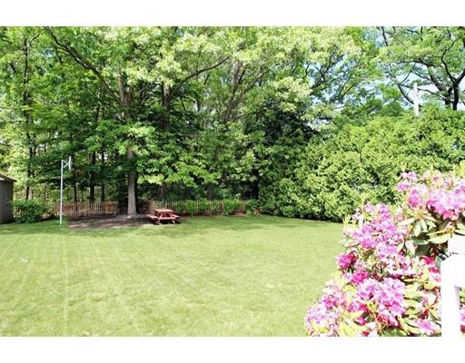 36 Loomis Dr, Chicopee, MA 01020 photo 21