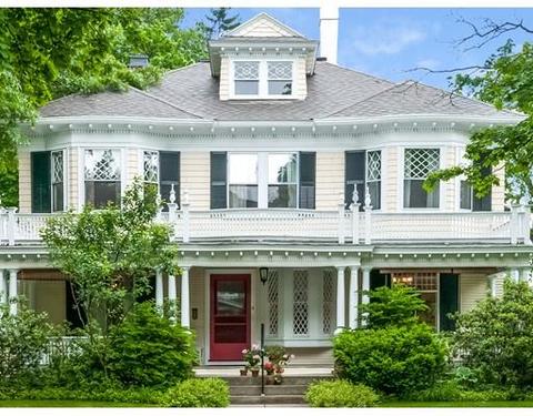 4 Germain St, Worcester, MA 01602 photo 1