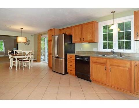 2 Conservation Dr, Douglas, MA 01516 photo 11
