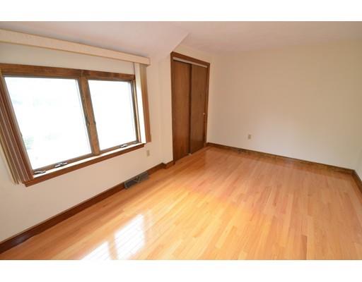 4 Seminole Rd, Canton, MA 02021 photo 14