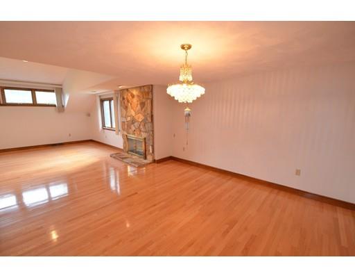 4 Seminole Rd, Canton, MA 02021 photo 4